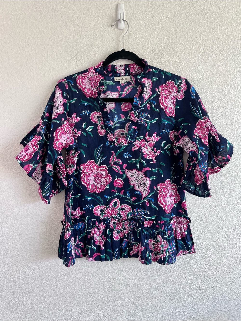 Fitzroy & Willa Women’s Floral Print V-Neckline Ruffle Blouse